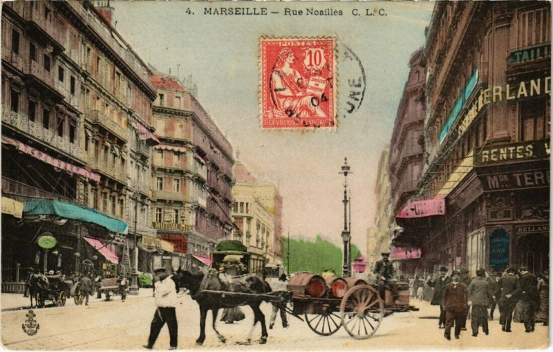 Carte postale ancienne Marseille - Rue Noailles à Marseille