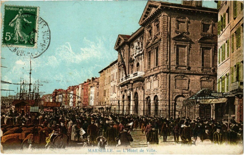 Carte postale ancienne Marseille - L'Hotel de Ville à Marseille