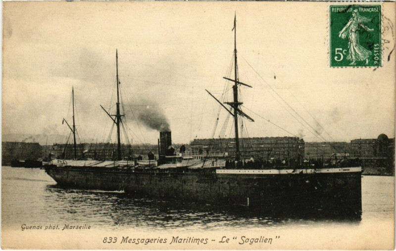 Carte postale ancienne Marseille - Messageries Maritimes - Le Sagalien à Marseille