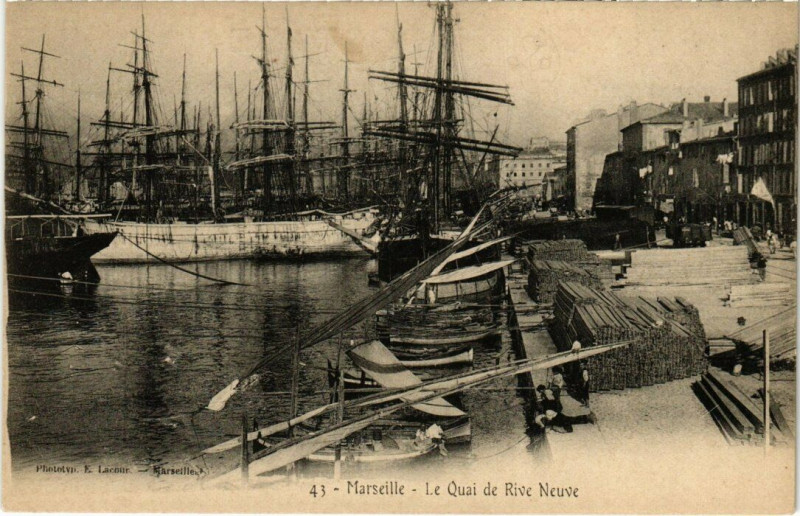 Carte postale ancienne Marseille - Le Quai de Rive-Neuve à Marseille