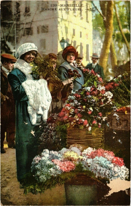 Carte postale ancienne Marseille - Marche aux Fleurs à Marseille
