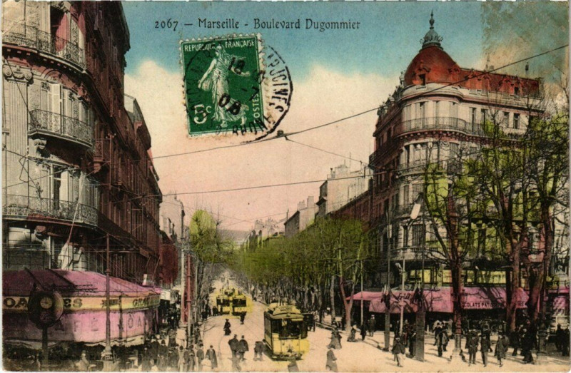 Carte postale ancienne Marseille - Boulevard Dugommier à Marseille