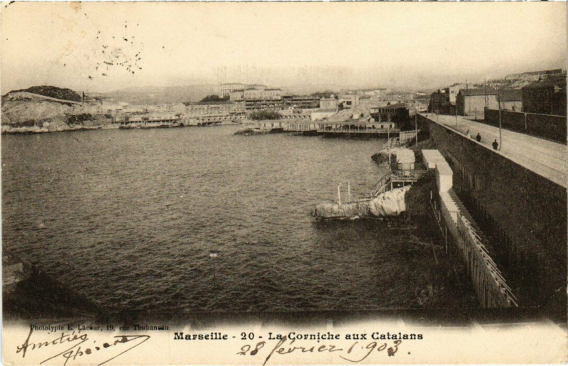 Carte postale ancienne Marseille - La Corniche aux Catalans à Marseille