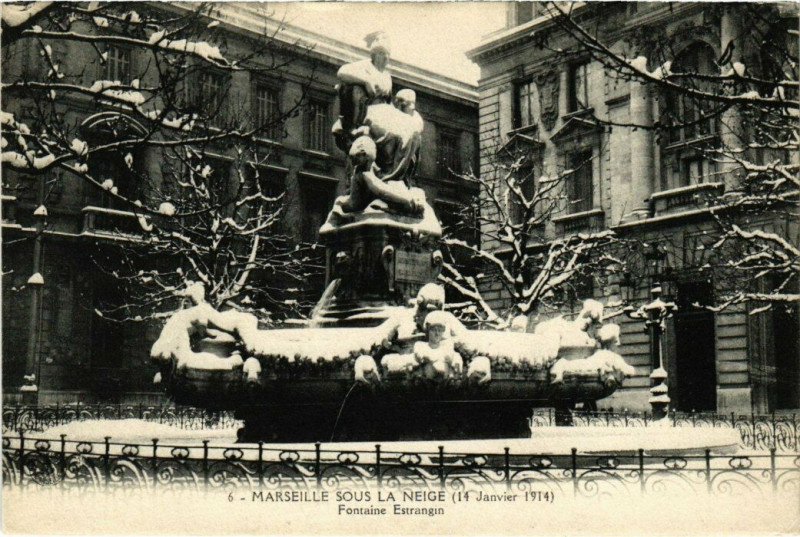 Carte postale ancienne Marseille - Sous La Neige (14 Janvier 1914) - Fontaine Estrangin à Marseille