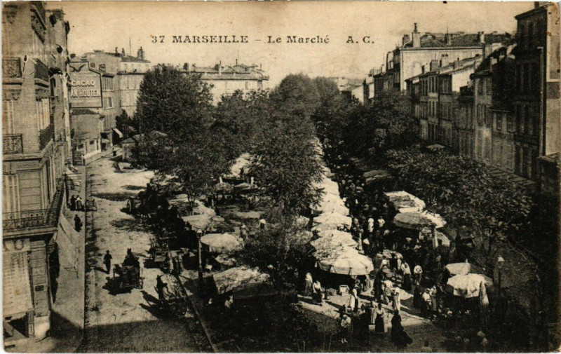 Carte postale ancienne Marseille - Le Marche à Marseille