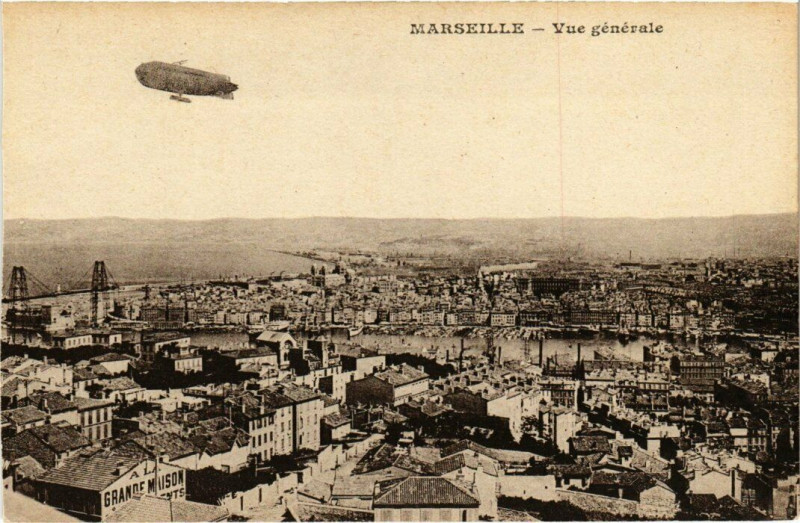 Carte postale ancienne Marseille - Vue générale à Marseille