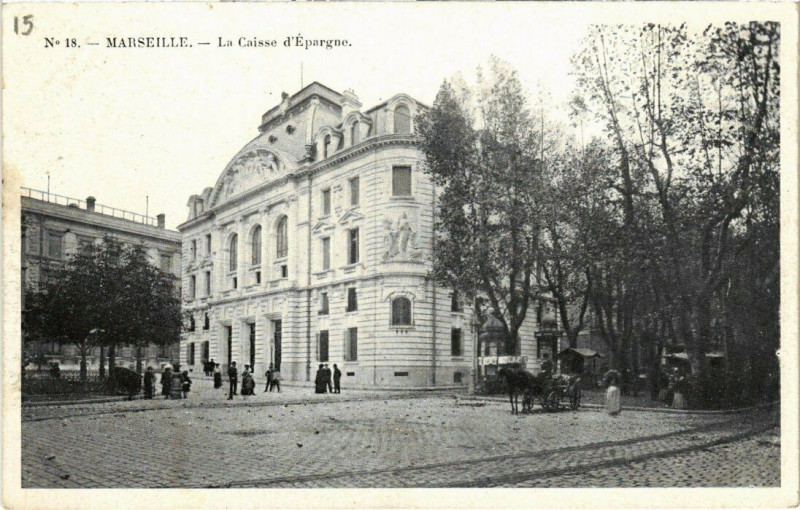 Carte postale ancienne Marseille - La Caisse d'Epargne à Marseille