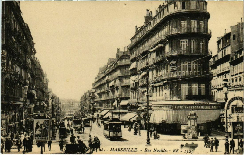 Carte postale ancienne Marseille Rue Noailles à Marseille