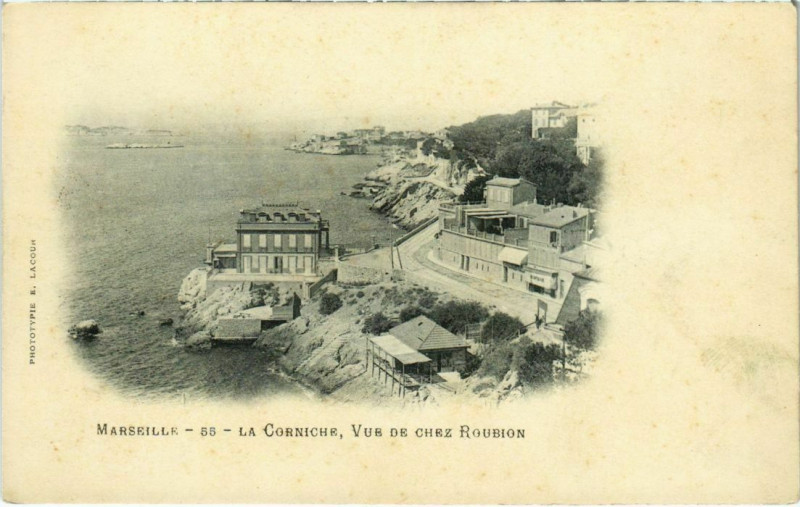 Carte postale ancienne Marseille La Corniche, Vue de Chez Roubion à Marseille