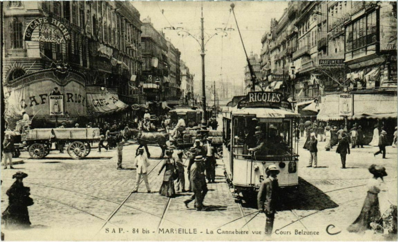 Carte postale ancienne Marseille La Cannebiere vue du Cours Belzunce à Marseille