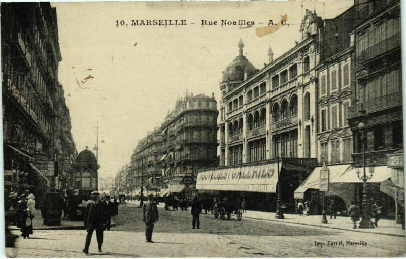 Carte postale ancienne Marseille Rue Noailles à Marseille