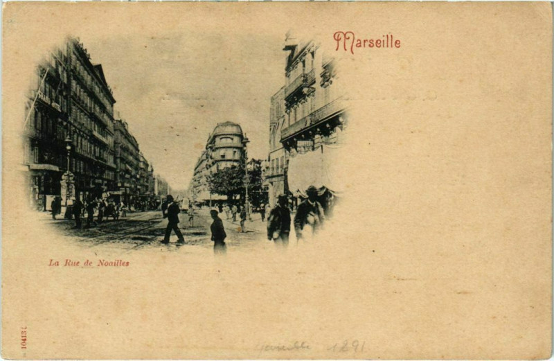 Carte postale ancienne Marseille La Rue de Noailles à Marseille
