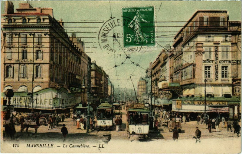 Carte postale ancienne Marseille Le Cannebiere à Marseille