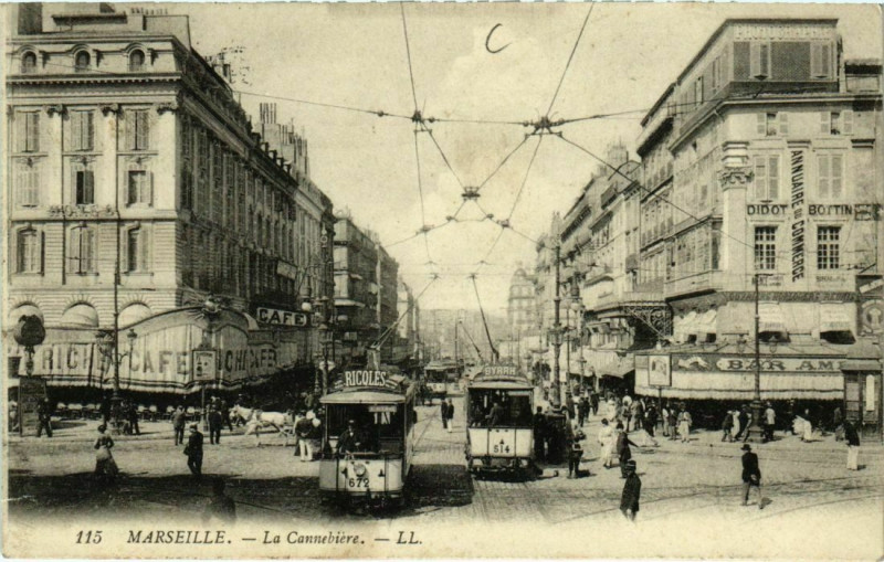 Carte postale ancienne Marseille La Cannebiere à Marseille