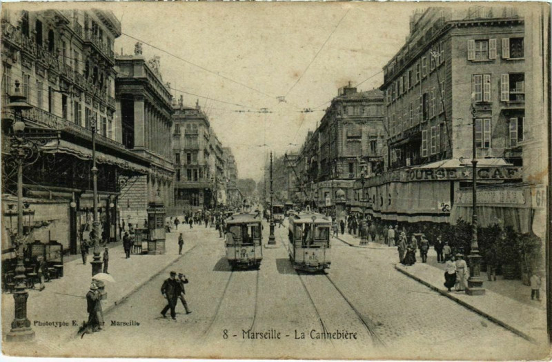 Carte postale ancienne Marseille La Cannebiere à Marseille