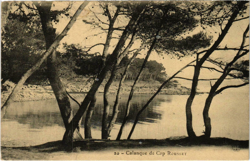 Carte postale ancienne Marseille - Calanque de Cap Rousset à Marseille