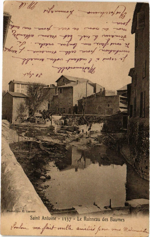 Carte postale ancienne Marseille - St-Antoine Le Ruisseau des Baumes à Marseille