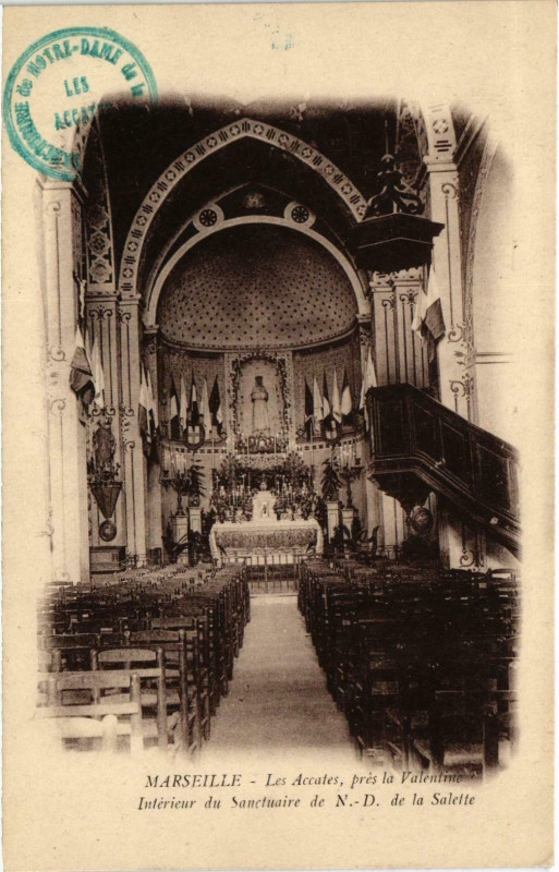 Carte postale ancienne Marseille - Les Accates, pres la Valentine à Marseille
