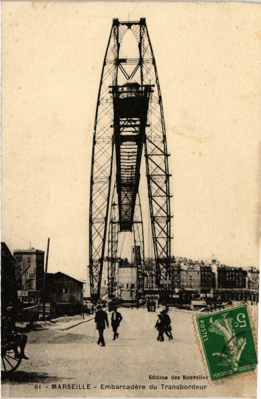 Carte postale ancienne Marseille - Embarcadere du Transbordeur à Marseille