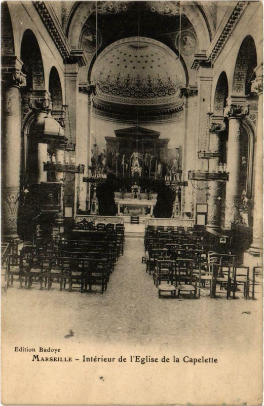 Carte postale ancienne Marseille - Interieur de l'Eglise de la Capelette à Marseille