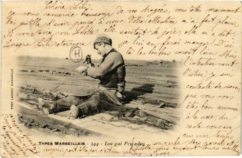 Carte postale ancienne Marseille - Types Marseillais Lou gai Pescadou à Marseille