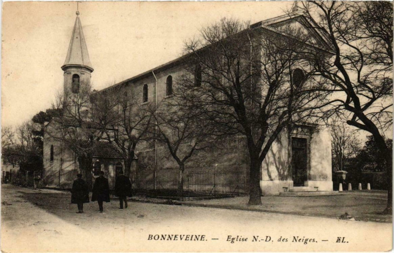 Carte postale ancienne Marseille - Bonneveine Eglise N.-D. des Neiges à Marseille