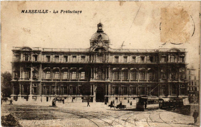 Carte postale ancienne Marseille La Préfecture . à Marseille