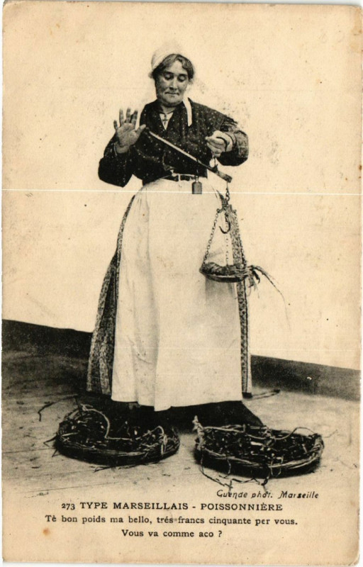 Carte postale ancienne Type Marseillais Poissonniere