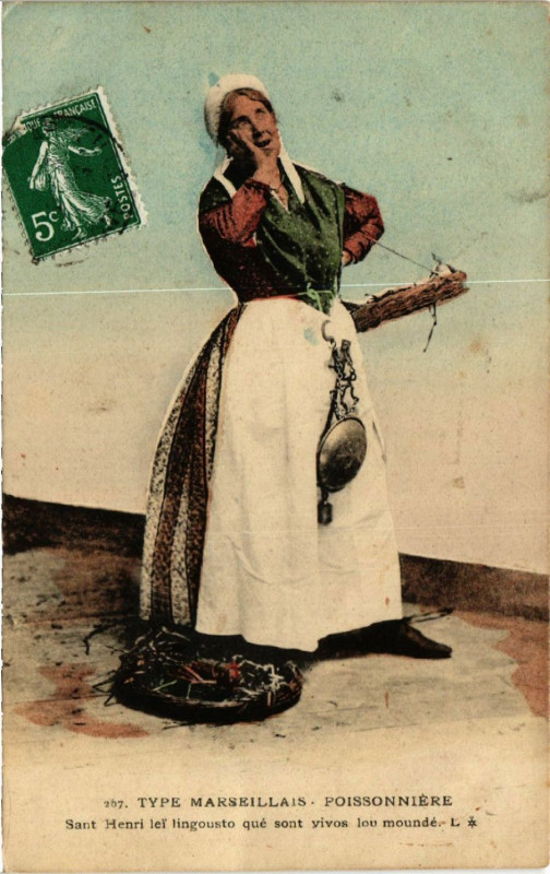 Carte postale ancienne Type Marseillais Poissonniere