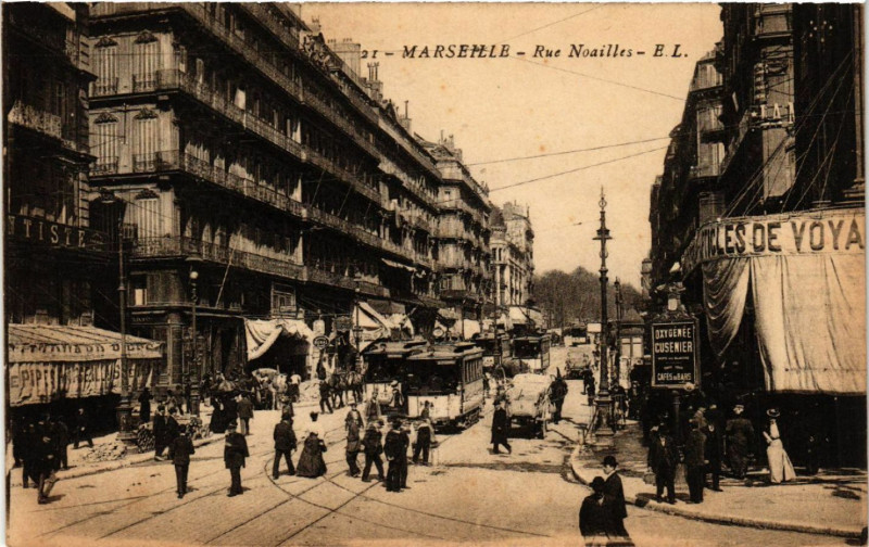 Carte postale ancienne Marseille Rue Noailles à Marseille