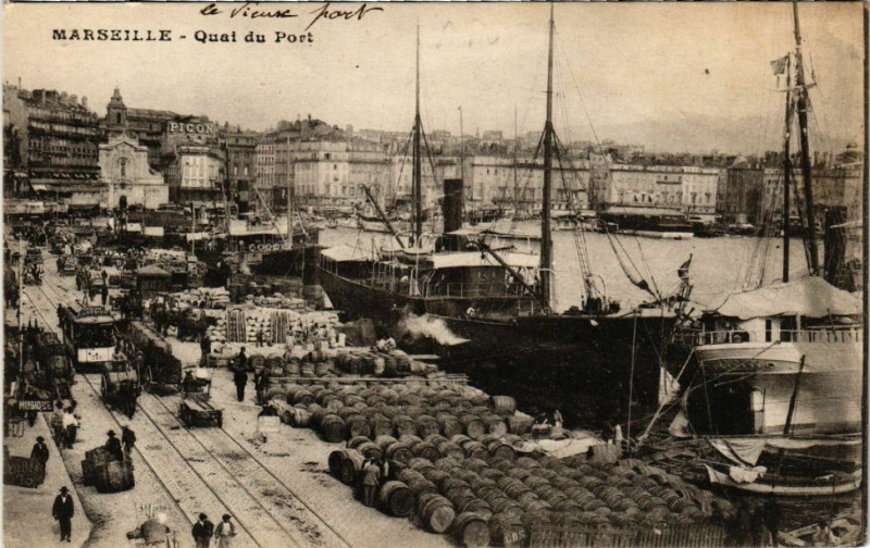 Carte postale ancienne Marseille Quai du Port à Marseille