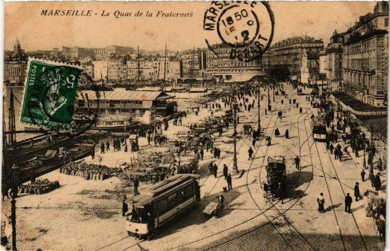 Carte postale ancienne Marseille Le Quai de la Fraternite à Marseille