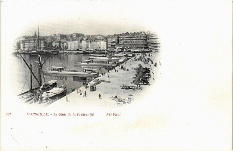 Carte postale ancienne Marseille Le Quai de la Fraternite à Marseille