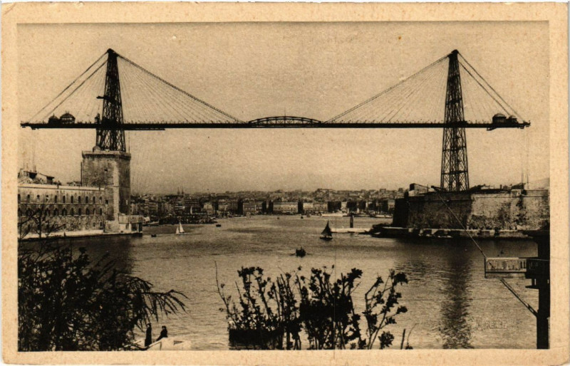 Carte postale ancienne Marseille Le Pont Transbordeur à Marseille