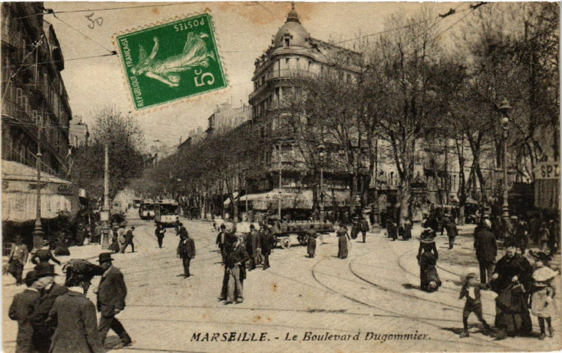 Carte postale ancienne Marseille Le Boulevard Dugemmier à Marseille
