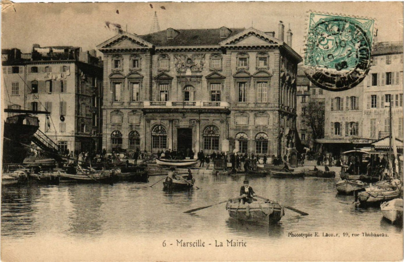 Carte postale ancienne Marseille La Mairie à Marseille