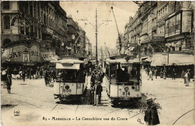Carte postale ancienne Marseille La Cannebiere vue du Cours à Marseille