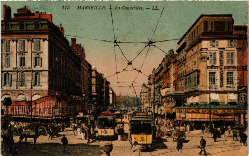 Carte postale ancienne Marseille La Cannebiere à Marseille