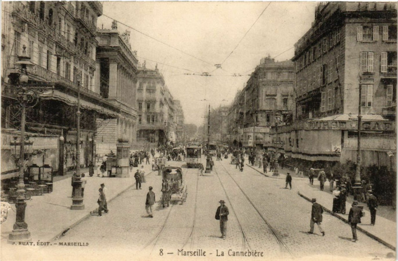 Carte postale ancienne Marseille La Cannebiere à Marseille