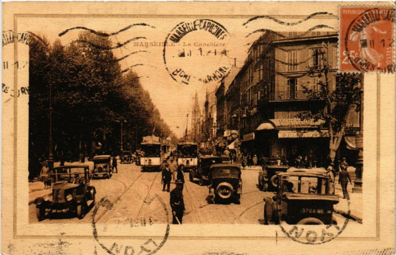 Carte postale ancienne Marseille La Cannebiere à Marseille