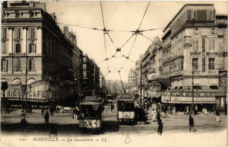 Carte postale ancienne Marseille La Cannebiere à Marseille