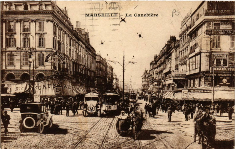 Carte postale ancienne Marseille La Cannebiere à Marseille