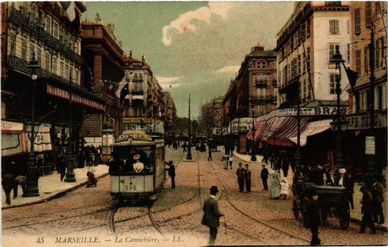 Carte postale ancienne Marseille La Cannebiere à Marseille