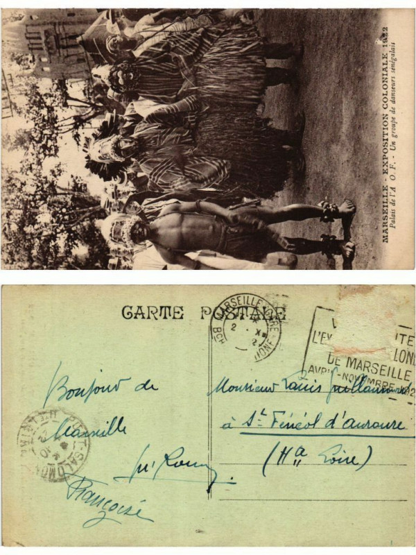 Carte postale ancienne Expo Coloniale Marseille Palais de l'A.O.F. un groupe de danseurs à Marseille