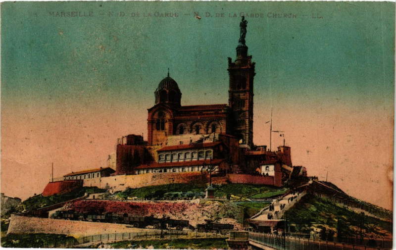 Carte postale ancienne Marseille N.D. de la Garde à Marseille