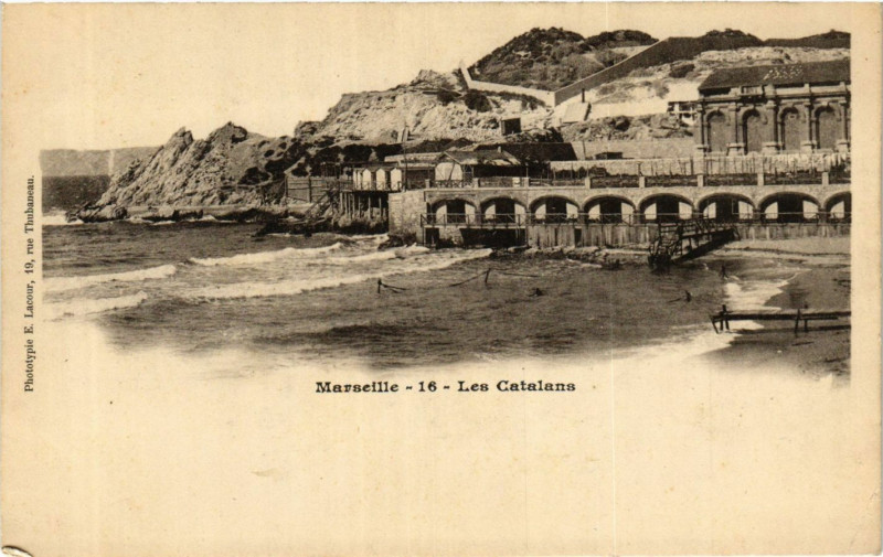 Carte postale ancienne Marseille Les Catalans à Marseille