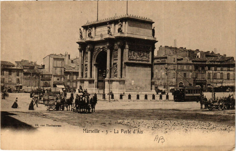 Carte postale ancienne Marseille La Porte d'Aix à Marseille