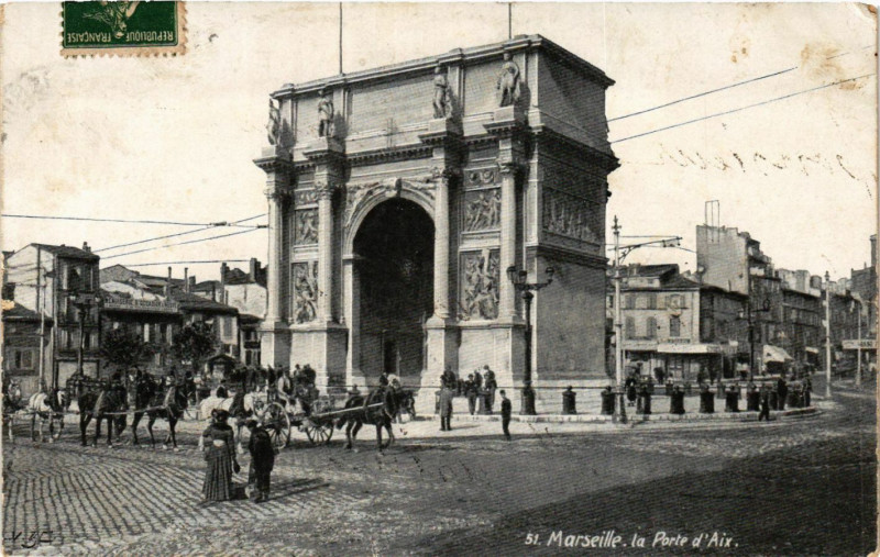 Carte postale ancienne Marseille La Porte d'Aix à Marseille