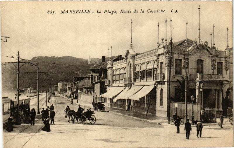 Carte postale ancienne Marseille La Plage Route de la Corniche à Marseille