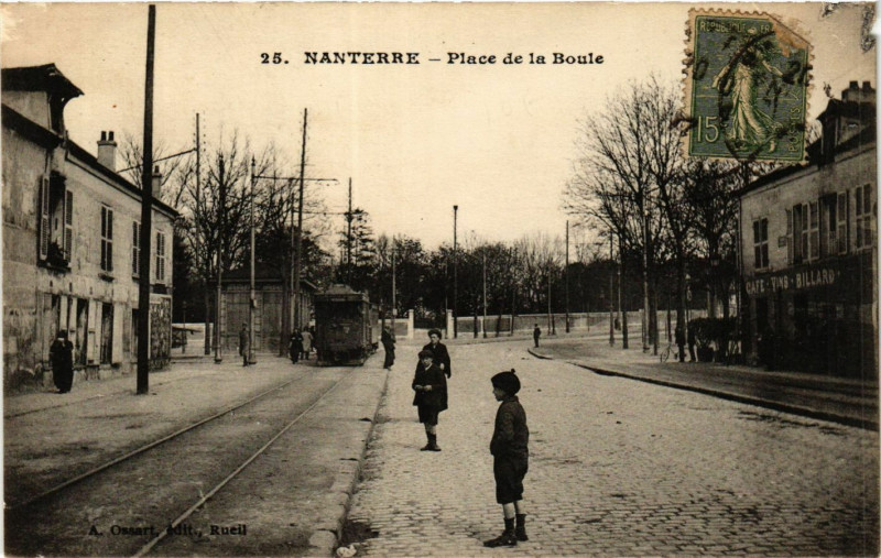 Carte postale ancienne Nanterre Place de la Boule à Nanterre